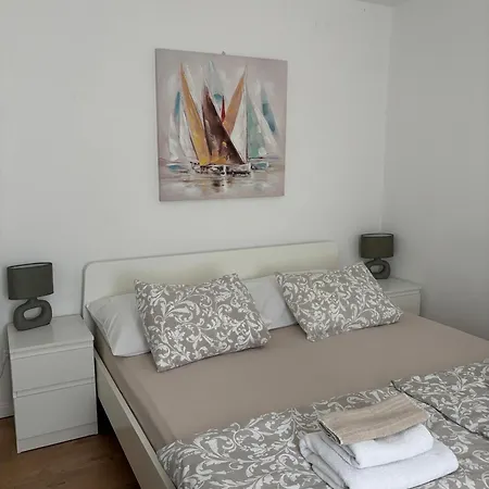 Mirjam Apartamento